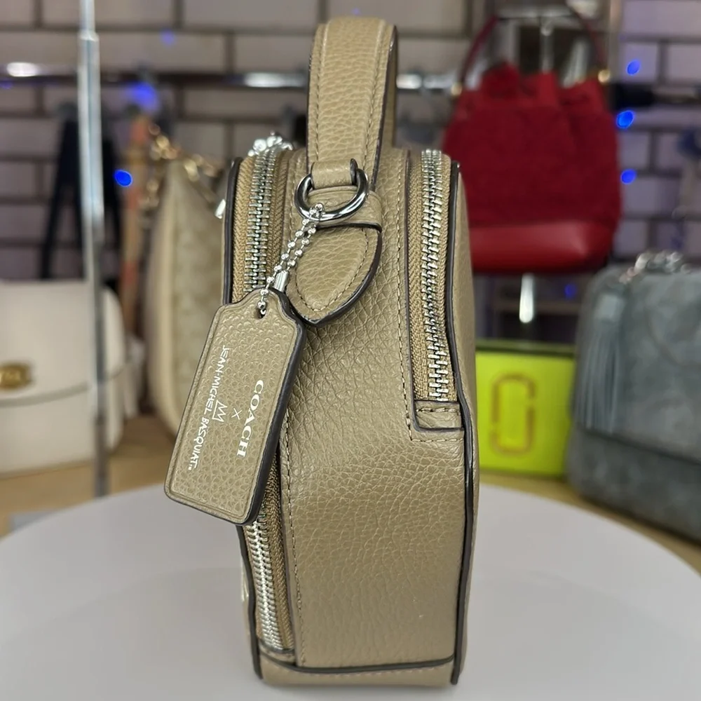 💥COACH - Coach X Jean Michel Basquiat Hexagonal Crossbody Bag - 2ST1 - Picture 11 of 17